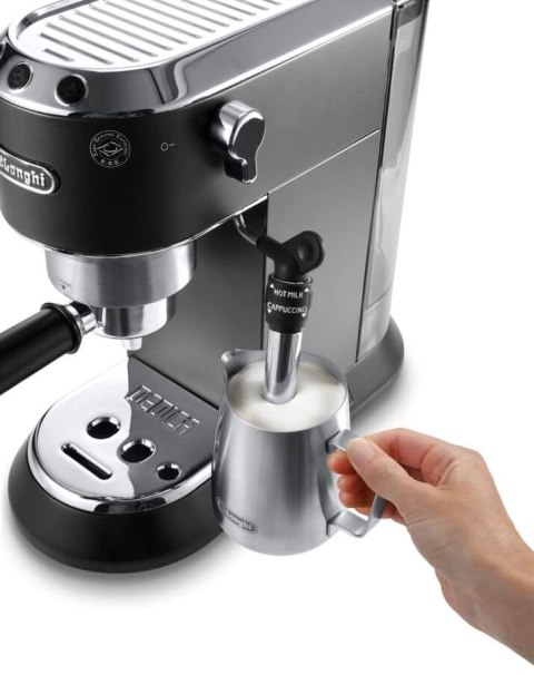 Ekspres ciśnieniowy DeLonghi Dedica Style EC 685.BK (1350W; kolor czarny) Ekspres ciśnieniowy DeLonghi Dedica Style EC 685.BK (1350W; kolor czarny)