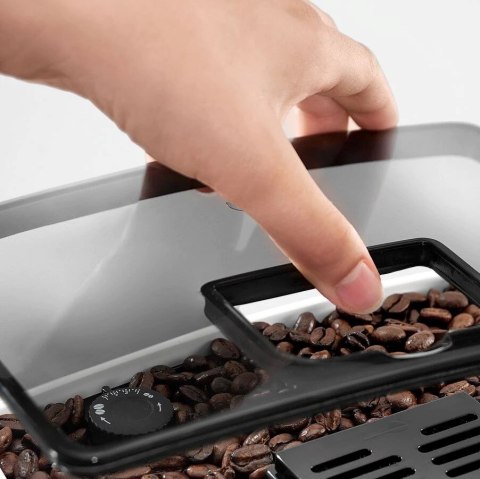 Ekspres ciśnieniowy automatyczny DeLonghi Magnifica S ECAM 21.117 W ( 1450W ; kolor biały ) Ekspres ciśnieniowy automatyczny DeLonghi Magnifica S ECAM 21.117 W ( 1450W ; kolor biały )