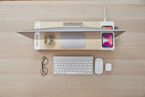 POUT Eyes8 - Podstawka pod monitor w kolorze białym z funkcją szybkiego i bezprzewodowego ładowania. Wielofunkcyjne rozwiązanie 