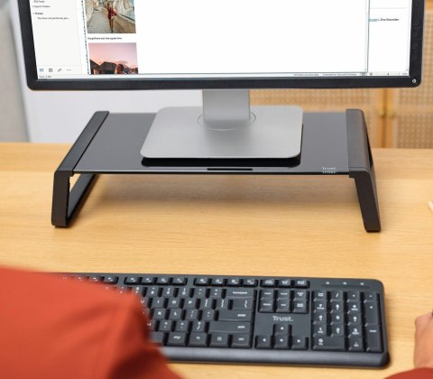 Podstawka pod monitor TRUST MONTA GLASS MONITOR STAND BLK 25271 Podstawka pod monitor TRUST MONTA GLASS MONITOR STAND BLK 25271